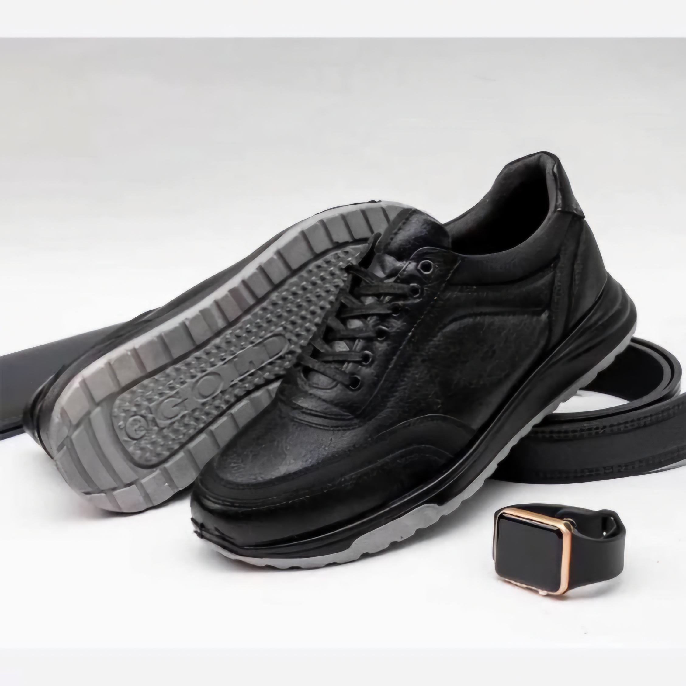 کفش مردانه طبی مردانه برند مایئکل جنس رویه چرم صنعتی زیره پیو ازسایز ۴۰و۴۱و۴۳