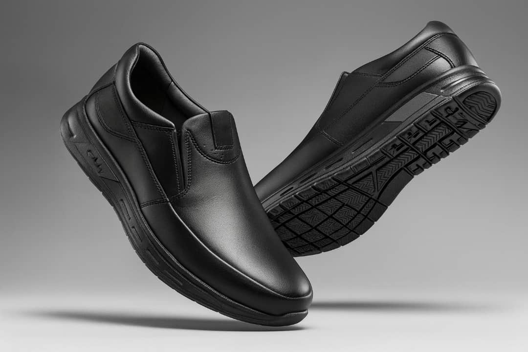 کفش اداری مردانه برند رئال جنس رويه چرم صنعتی جنس زیره پیو ازسایز ۴۱ تا ۴۴