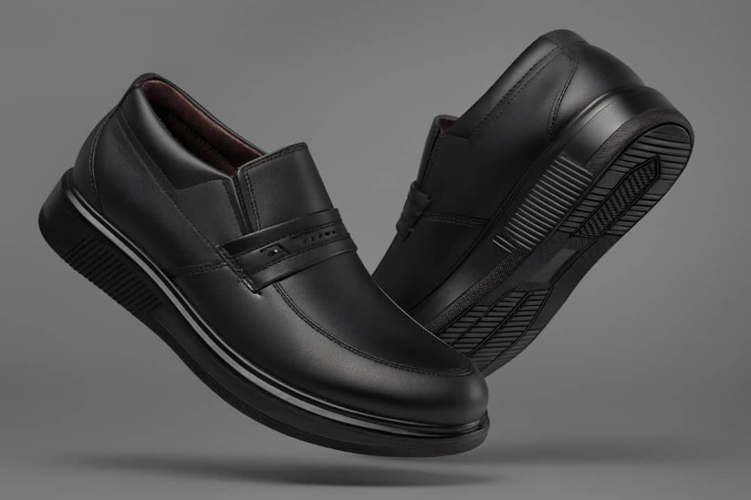 کفش ونس مردانه برند رولکس جنس رویه چرم صنعتی زیره پیو ازسایز۴۰و۴۱و۴۴