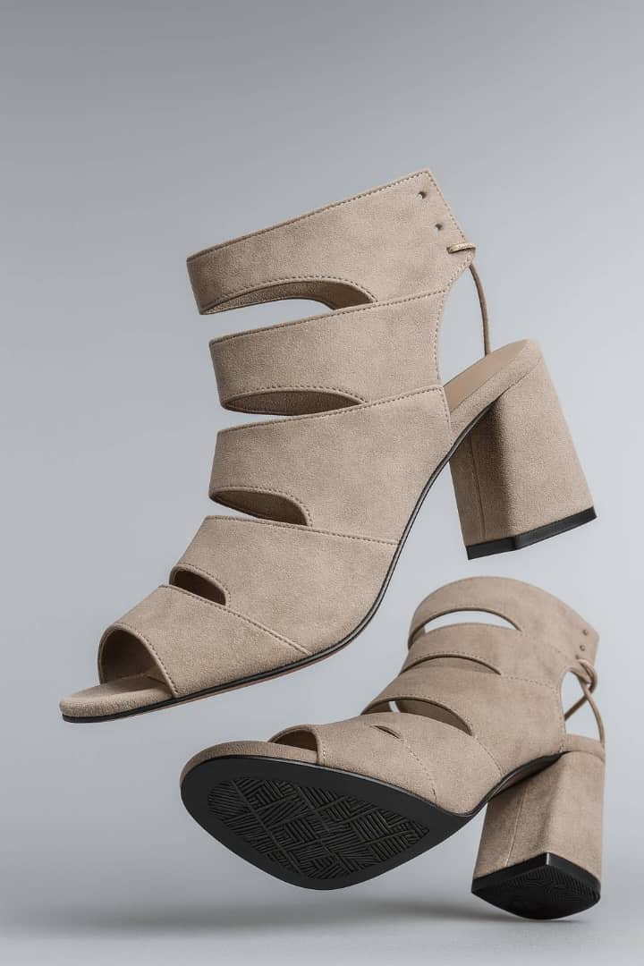 صندل تابستانه زنانه جنس رويه اشبالت پاشنه دار بندی فقط سایز ۳۸